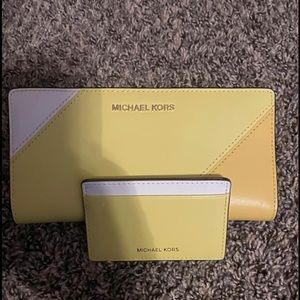Micheal Kors tri color slim wallet